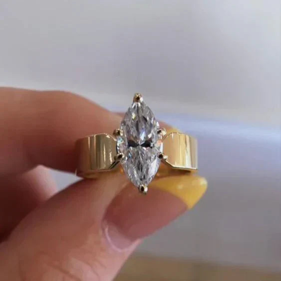 Vintage Crystal Gold Ring