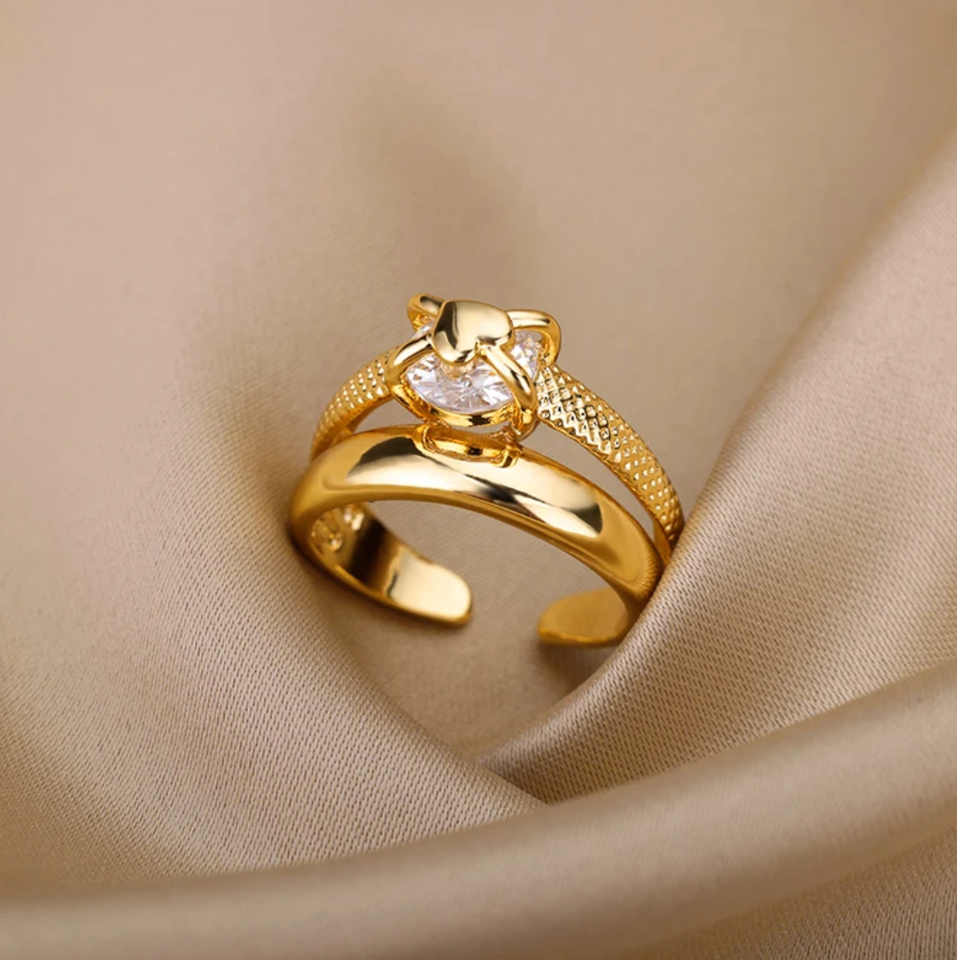 18 Karat Gold-Plated Pure Heart Ring