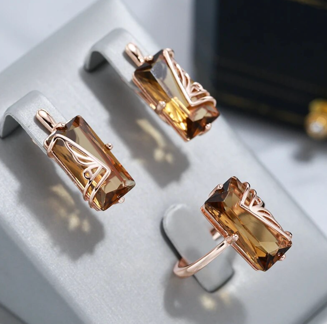 Earrings set with 18kt rose gold plating