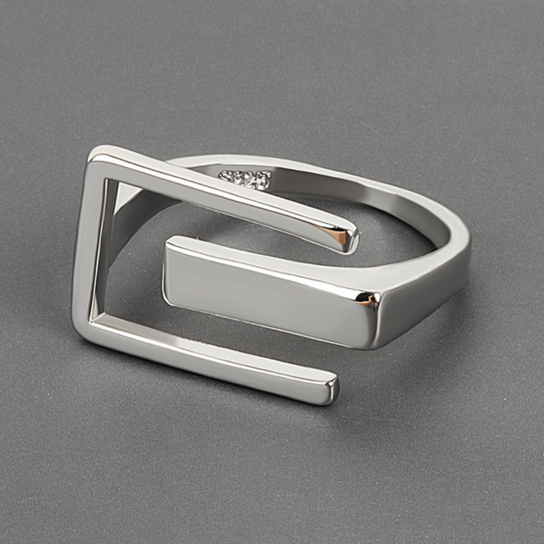 Adjustable Modernist Ring Made of 925 Sterling Silver