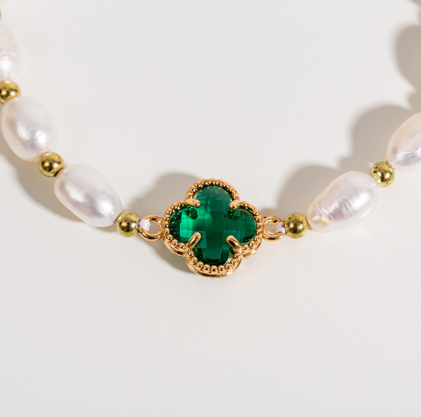Emerald Clover Leaf Bead Bracelet