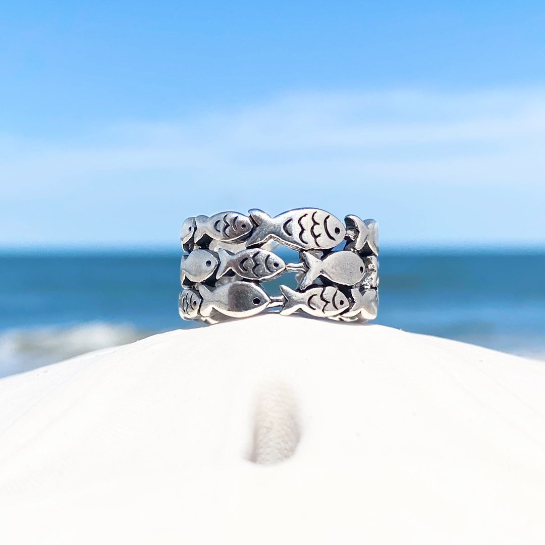 Elegant Fish Ring