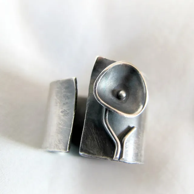 Vintage ring in dark silver