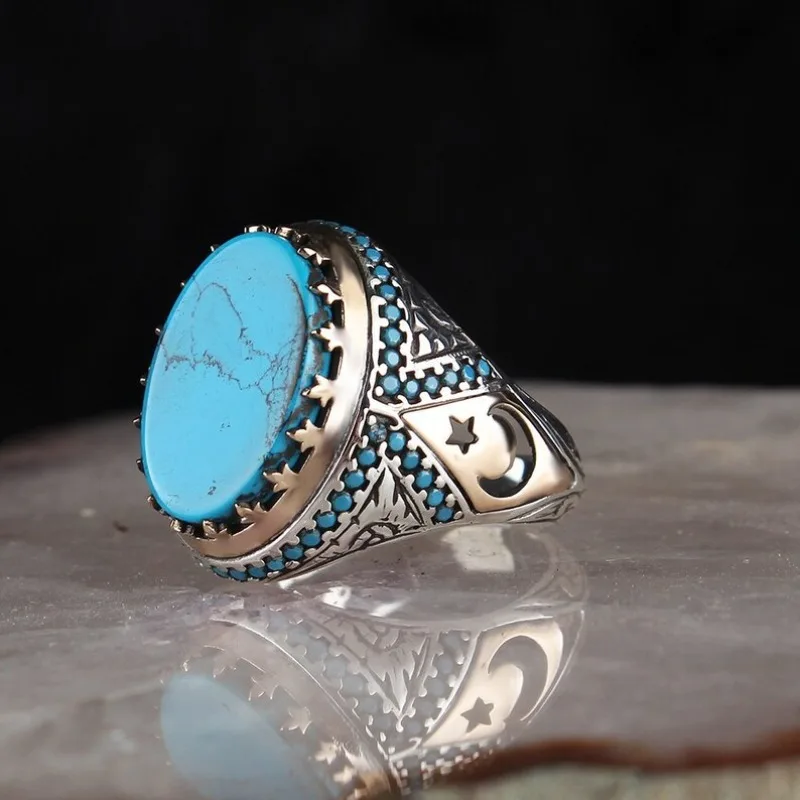 Vintage turquoise inlaid stone ring