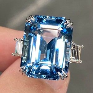Vintage ring with cubic blue crystal