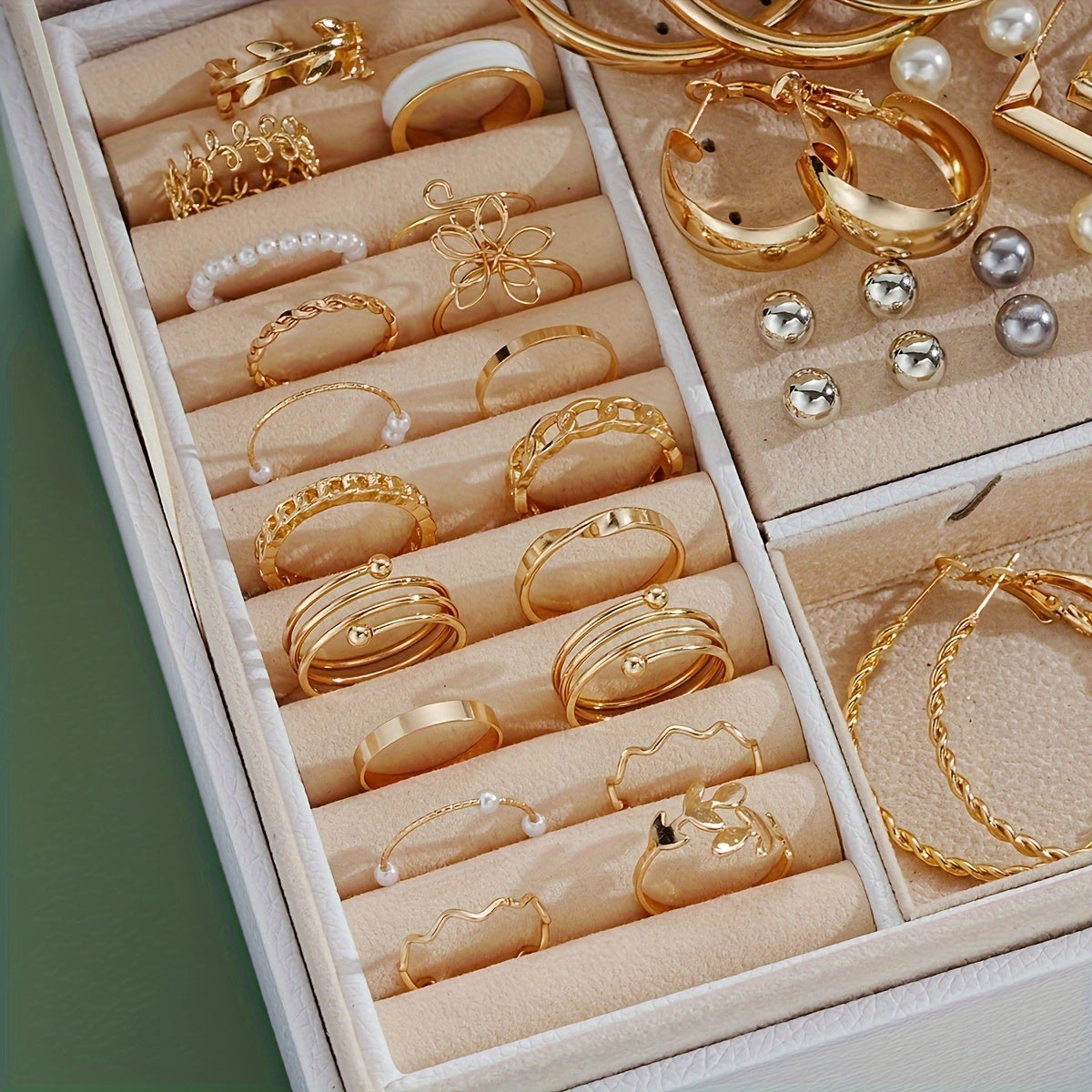 Elegant Jewelry Set 86-piece Limited to 50 units