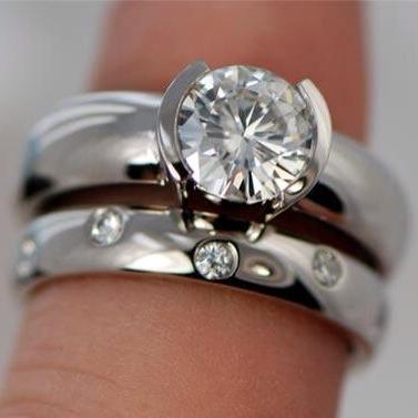 Silver ring with two crystals