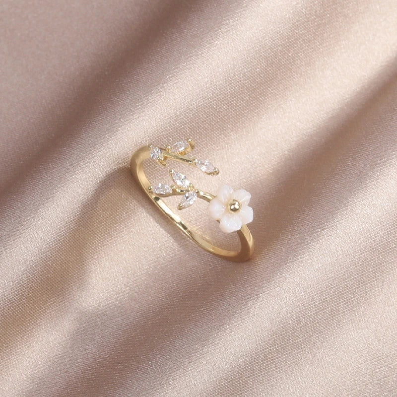 Adjustable Ring Wildflower with Gold