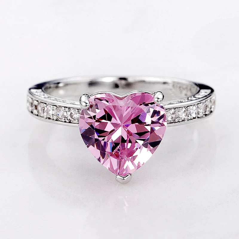 Adjustable heart-shaped ring made of zirconium in silver