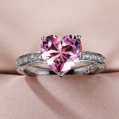 Adjustable heart-shaped ring made of zirconium in silver