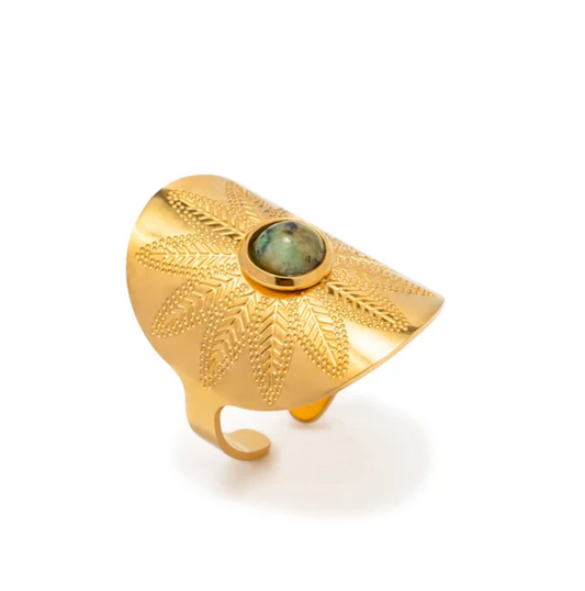 Maya-style ring with 18-carat gold-plated jade