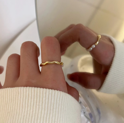 18 Karat gold-plated ring with Caspian sea pearls