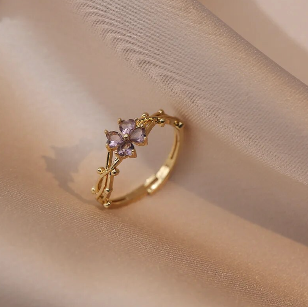 Adjustable Daisy Ring with Amethyst Zirconia, 18 K Gold Plated
