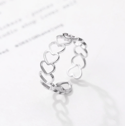 Ring with hearts in circumference in sterling silver 925