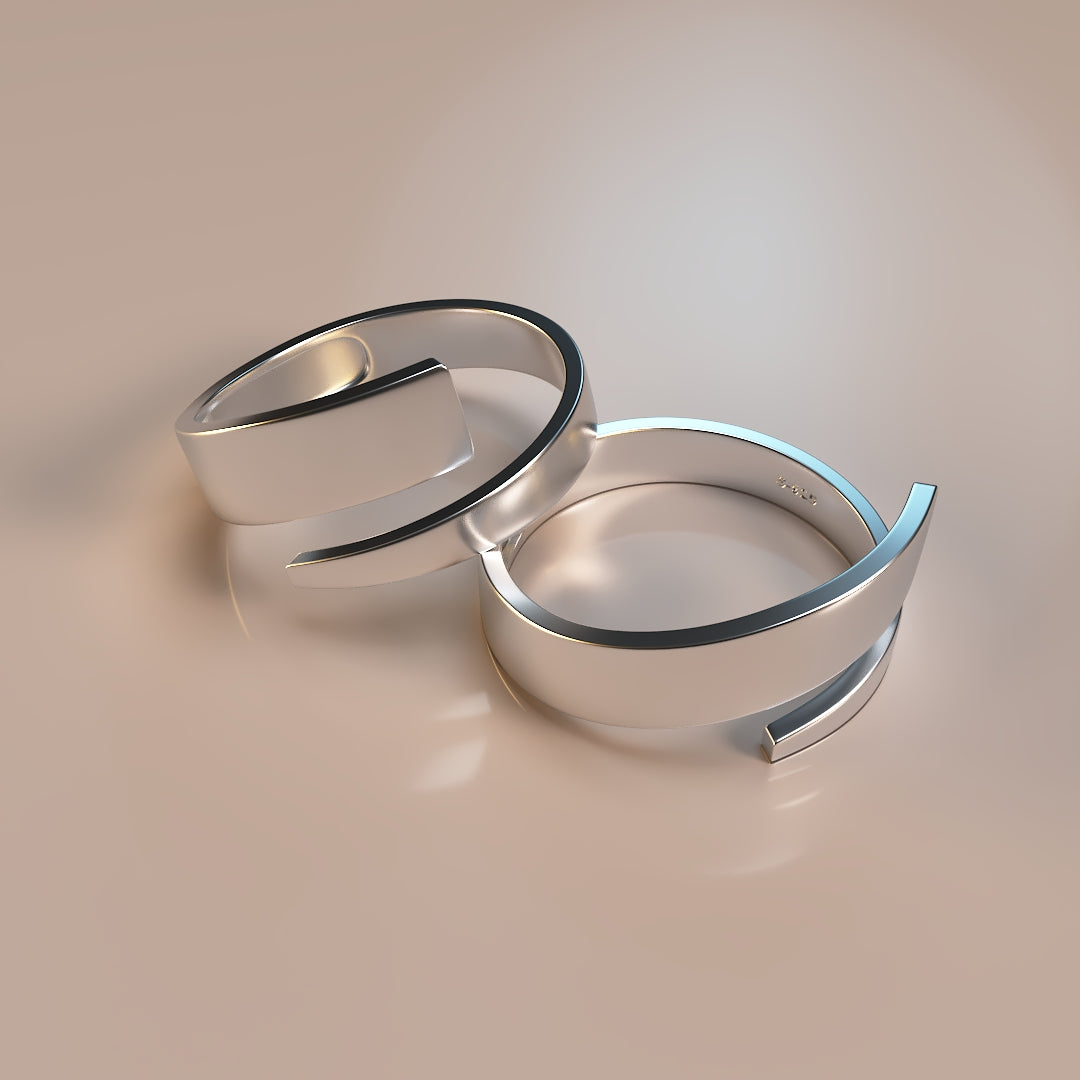 Simple adjustable ring made of 925 sterling silver