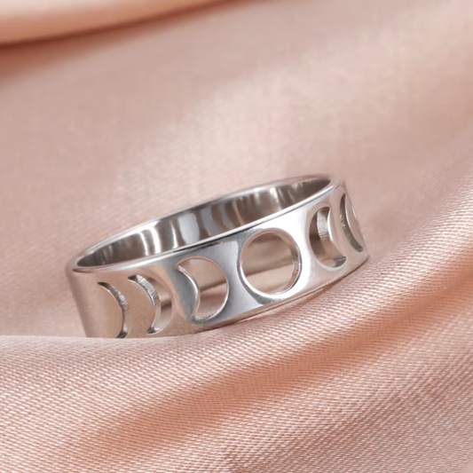 Hypoallergenic 925 Sterling Silver Plated Steel Crescent Moon Ring for Halloween Night