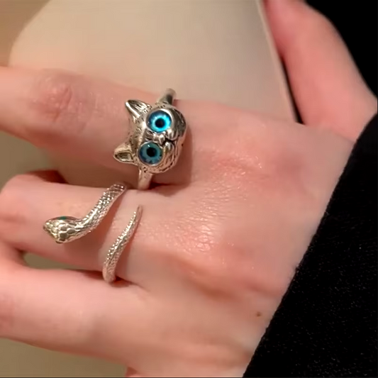 Set of cat and snake rings for Halloween made of hypoallergenic stainless steel with 925 sterling silver and blue enamel