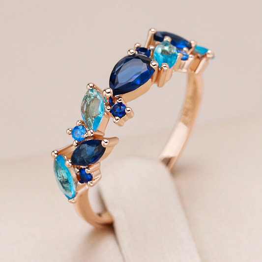 Elegant ring with blue crystals gold-plated
