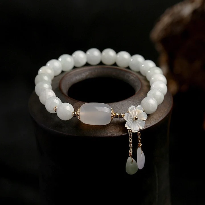 Aquamarine bracelet with beads