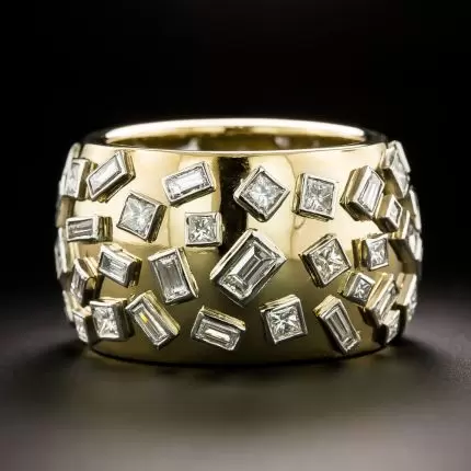 Gold ring with glass inlays Vintage