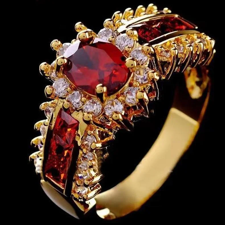 Red Ring in Brilliant Gold Vintage