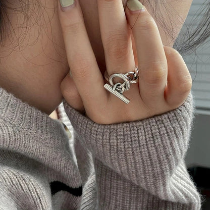 Adjustable design ring made of 925 sterling silver